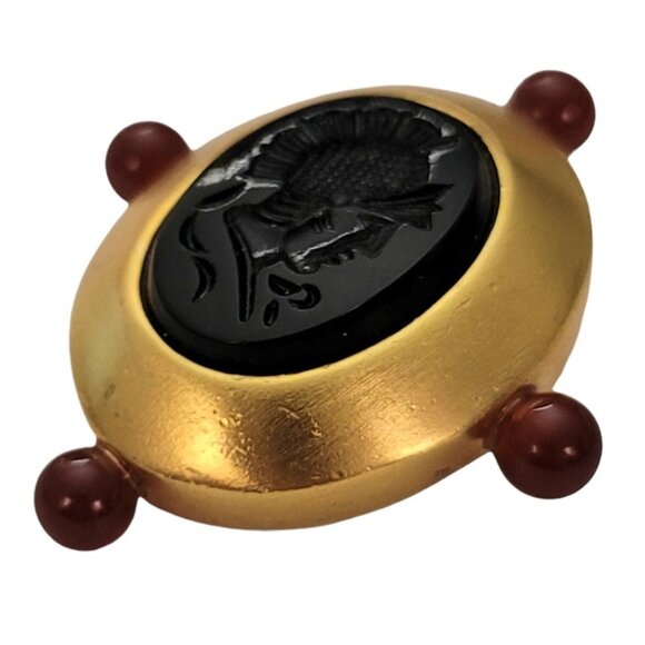 Gold Tone Black Glass Intaglio Centurion Cameo Brooch Pin E839 - Picture 3 of 9